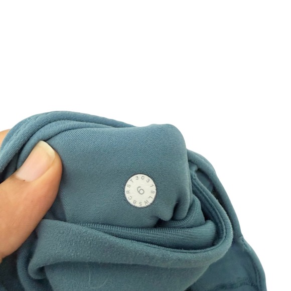 Lululemon Melodic‎ Movement 7/8 Tight 25" *Nulu Blue Size 6 - Picture 8 of 8